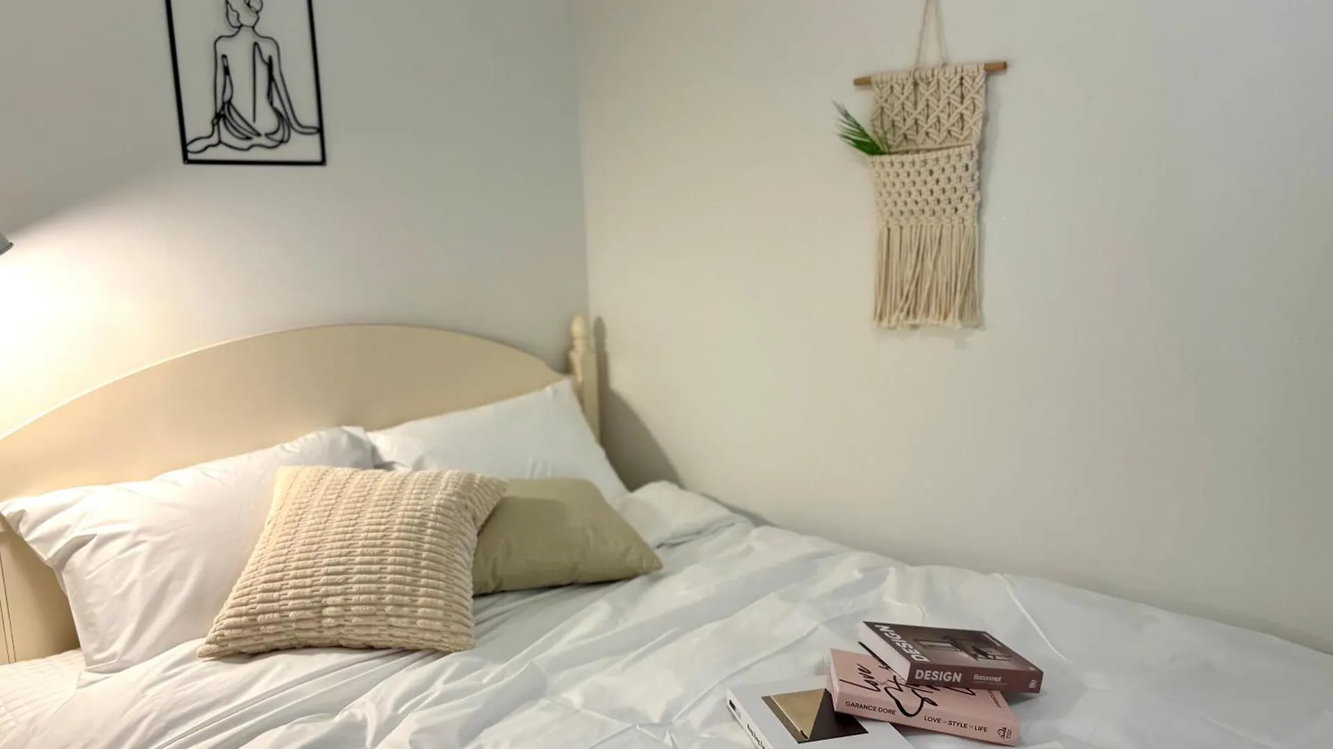 The Urban Oasis Hongdae Appartement Seoel